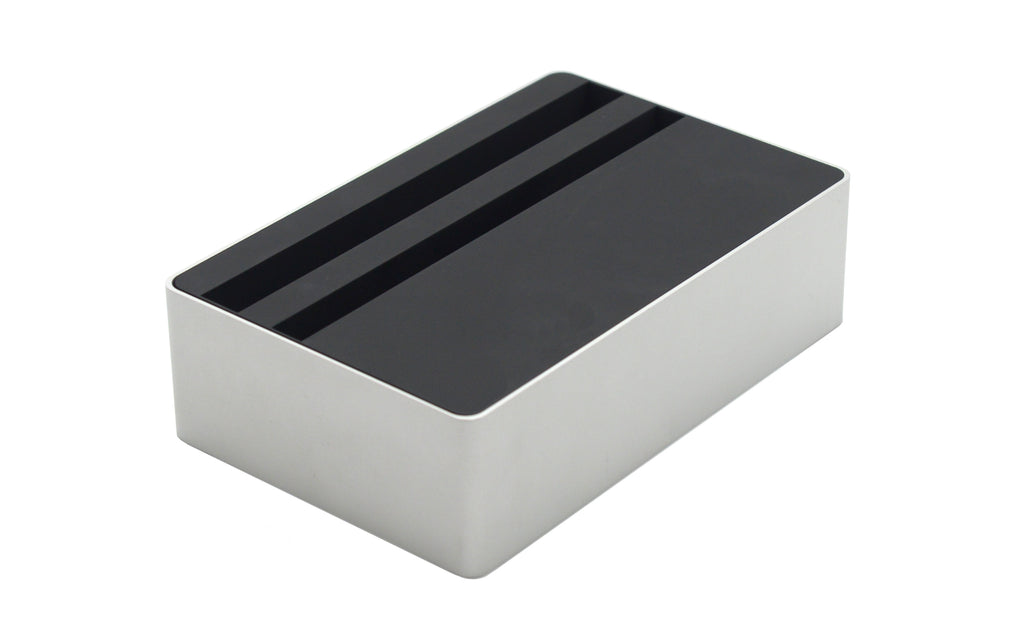 ALLDOCK HybridX 4-Port Aluminium/Sort